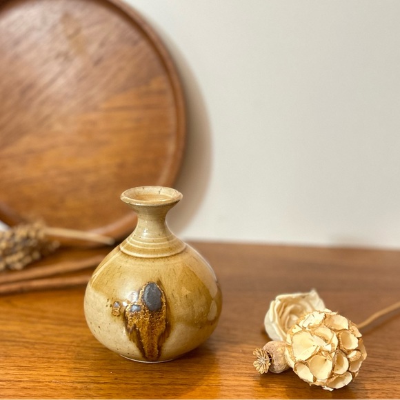 •EUC• Vintage Studio Pottery Onion Vase/Stem Vase/Bud Vase - Picture 2 of 8